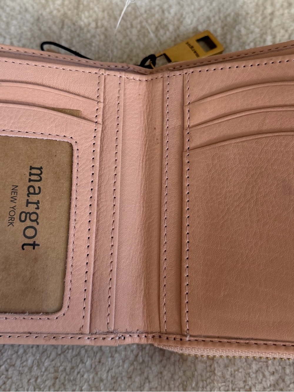 Margot New York Gina Compact Wallet Blush Pink 100% Leather Zip Wallet - Picture 6 of 10